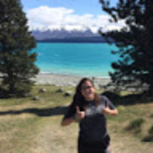 Meet your Posher, Kendra